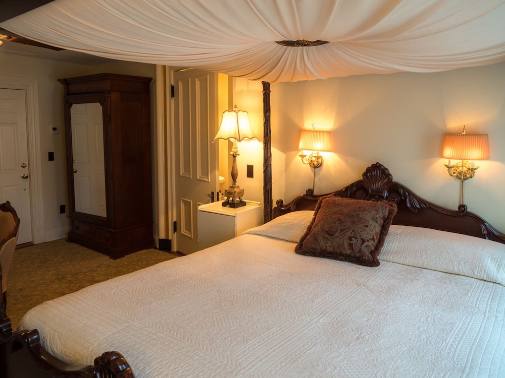 Room (Victorian Rose ) photo 1