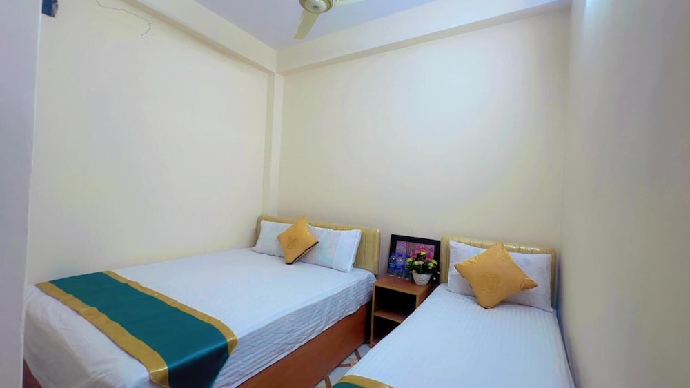 Basic Triple Room