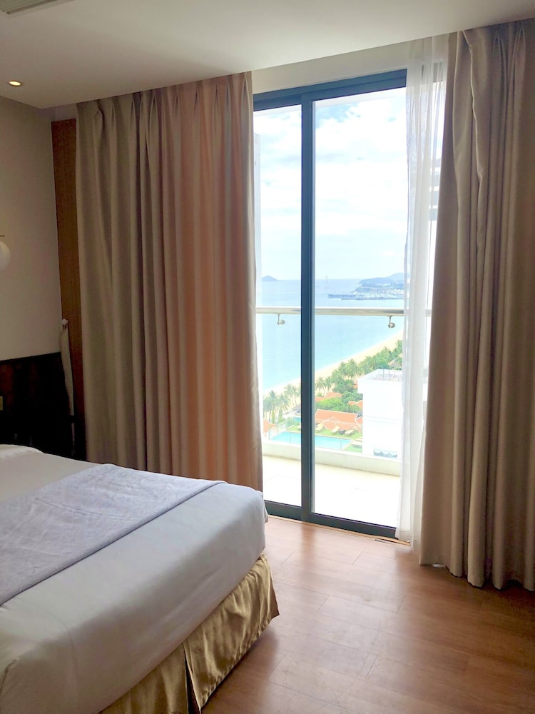 Premium Room photo 2