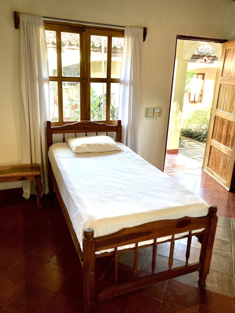 Deluxe Room, Multiple Beds, Patio, Courtyard View photo 2