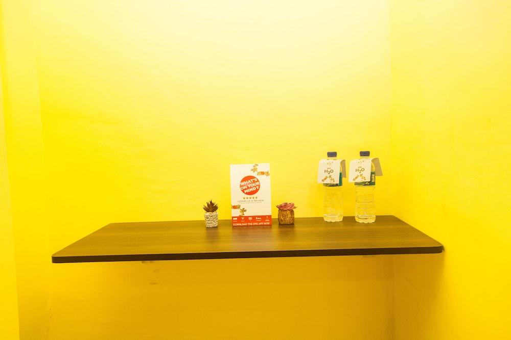 Standard Twin Room - Photo 4