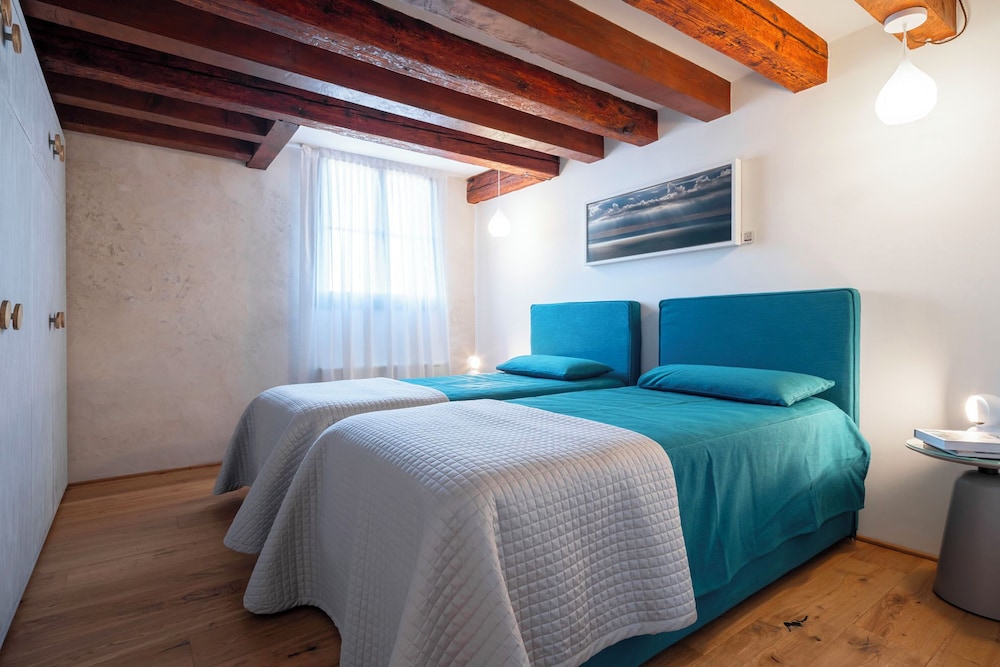 Superior Apartment, City View photo 3