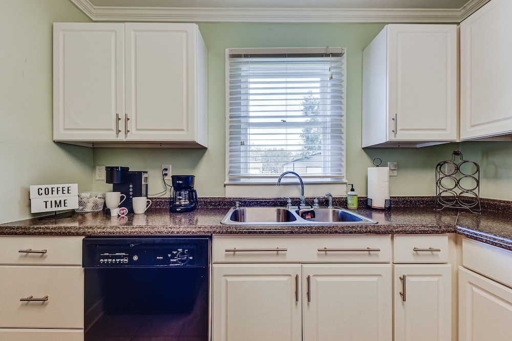 House (2 Bedrooms) photo 2