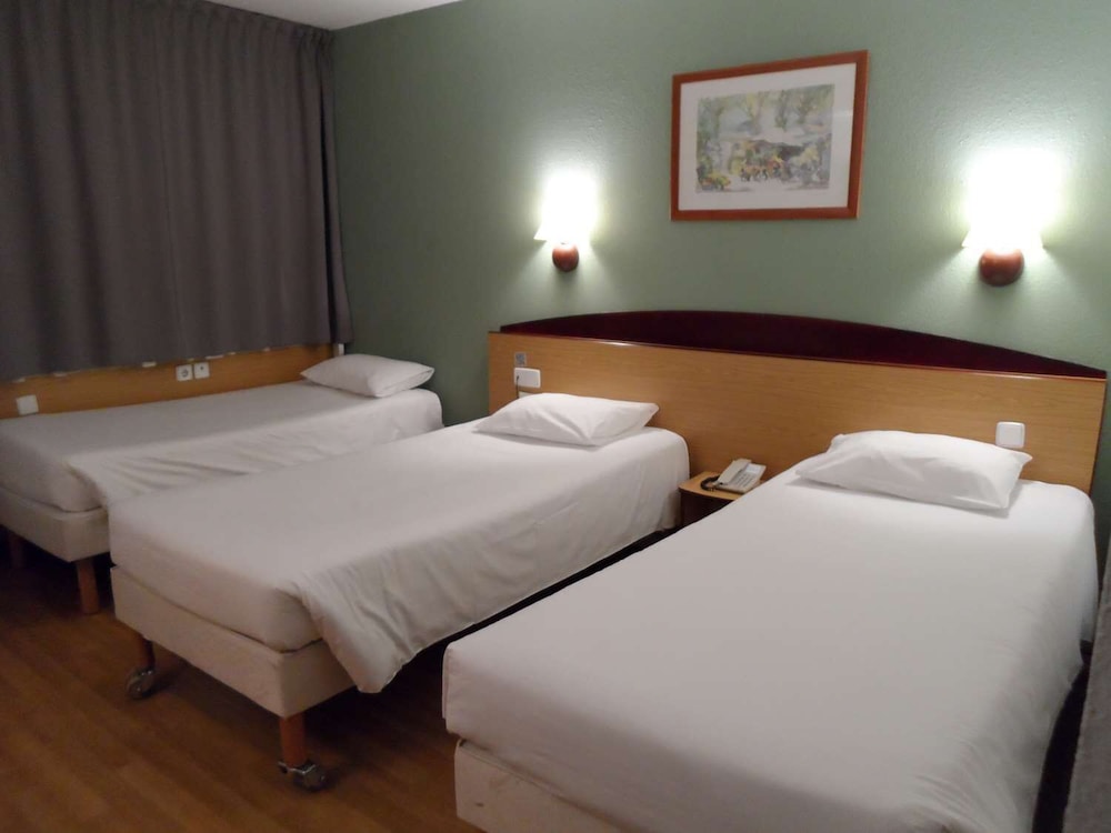 Triple Room - Photo 6