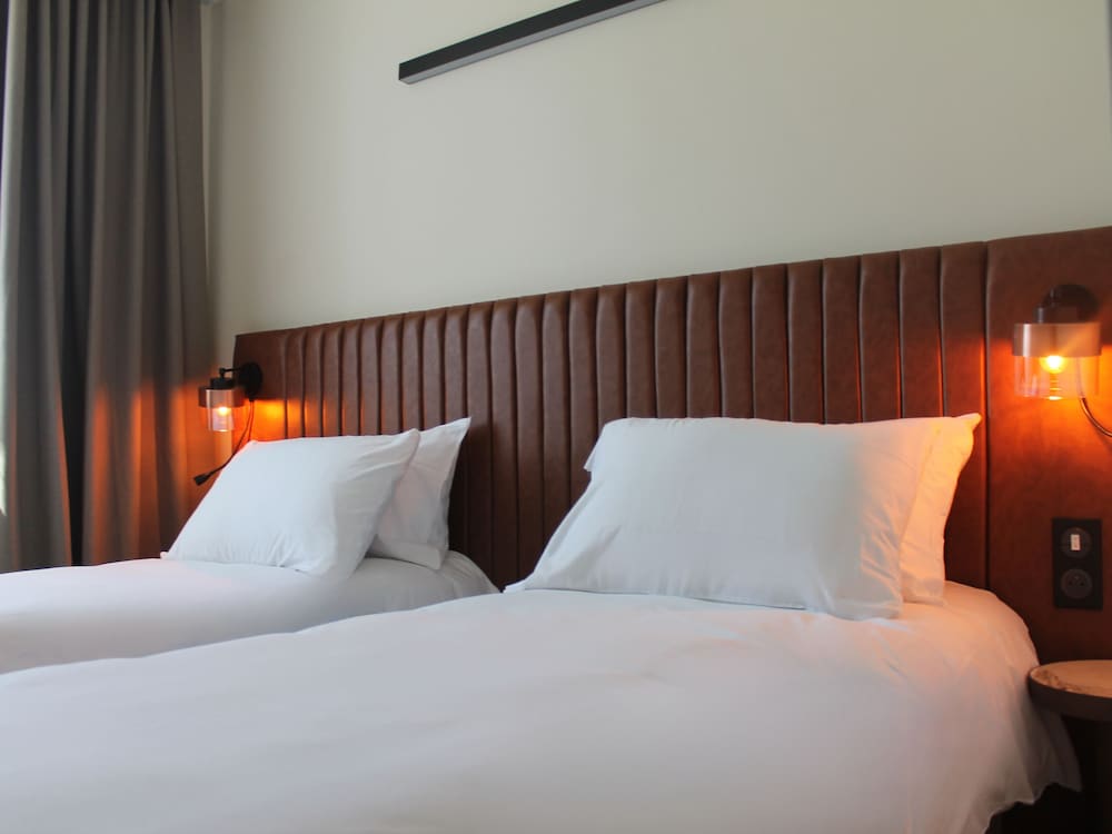 Twin Room - Photo 4