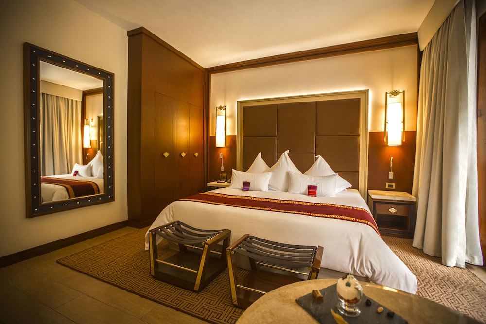 Deluxe Room, 1 Queen Bed, Garden View - Photo 1