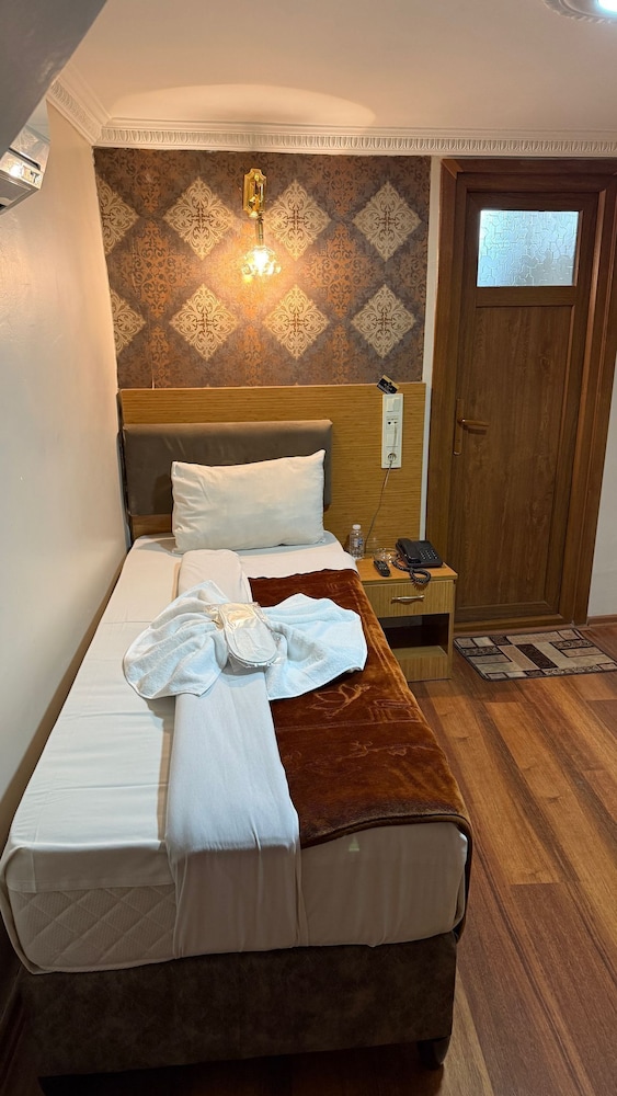 Standard Single Room photo 2