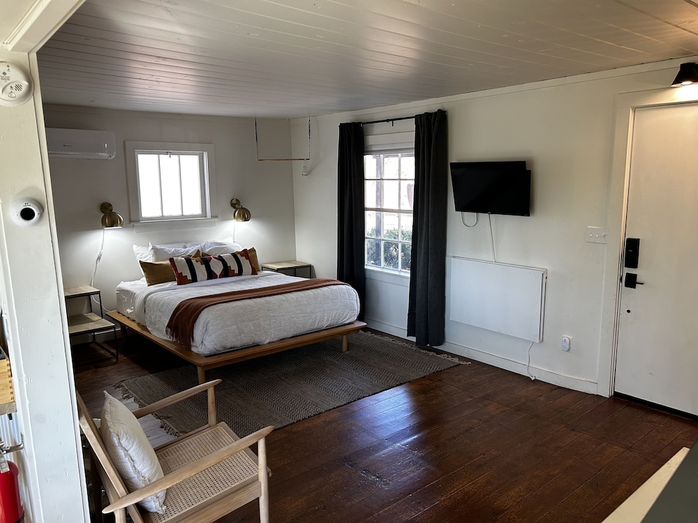 Cabin, 1 Queen Bed photo 2