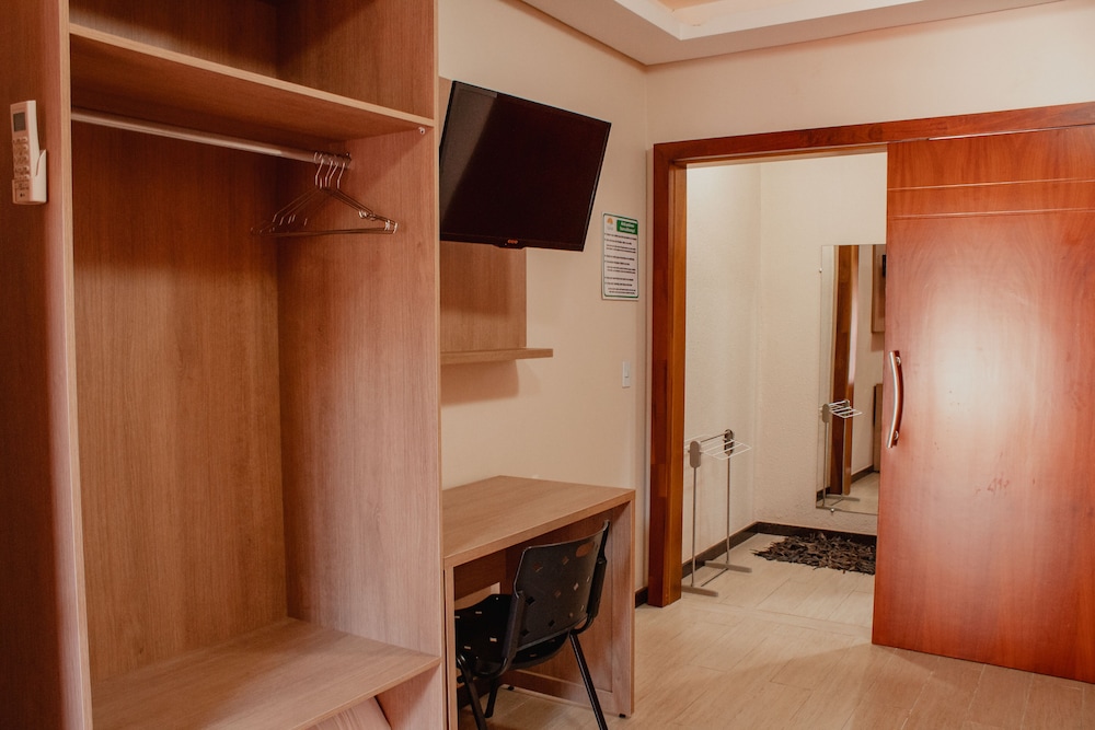 Suite, Private Bathroom (Exterior 2) photo 3
