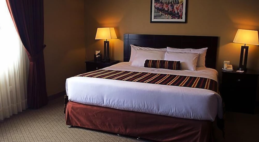 Standard Room, 1 King Bed, Private Bathroom photo 2