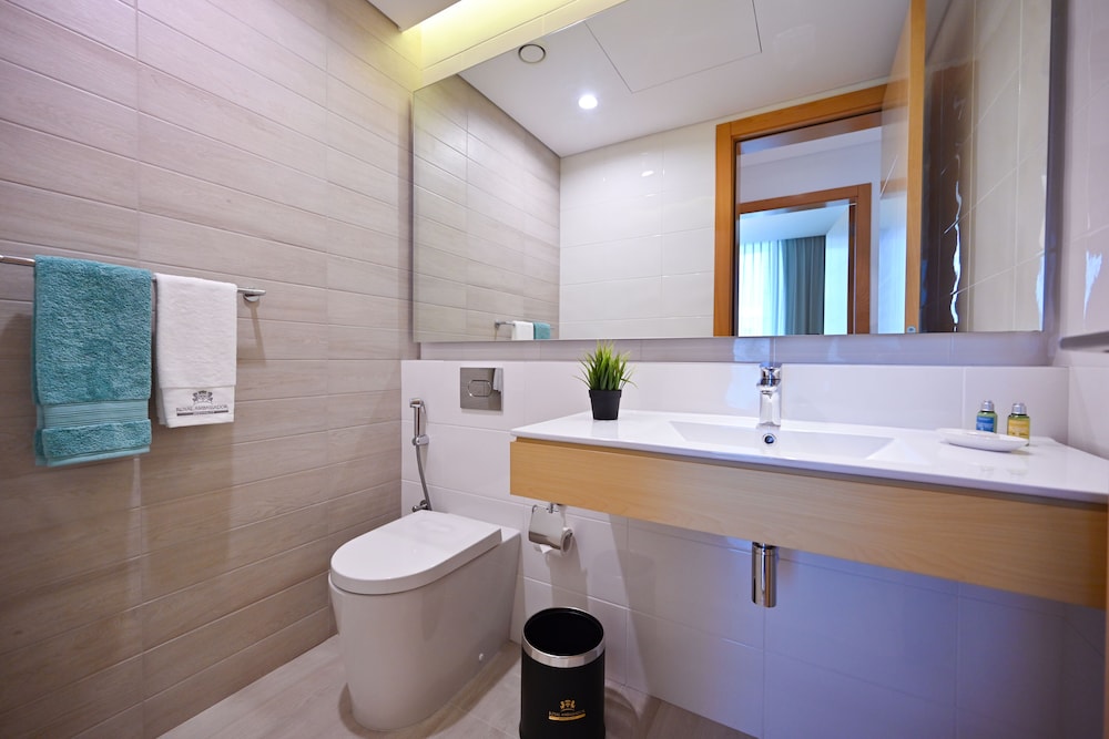 Luxury Suite, 1 Bedroom - Photo 9