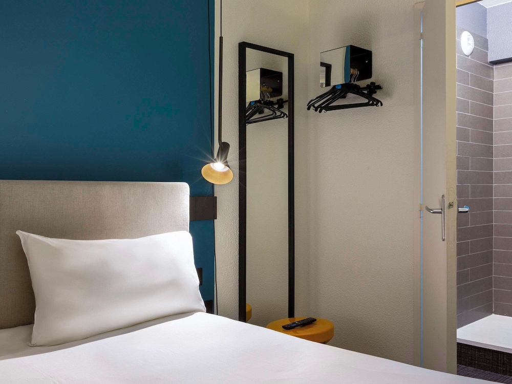 Standard Twin Room, Multiple Beds - Photo 3