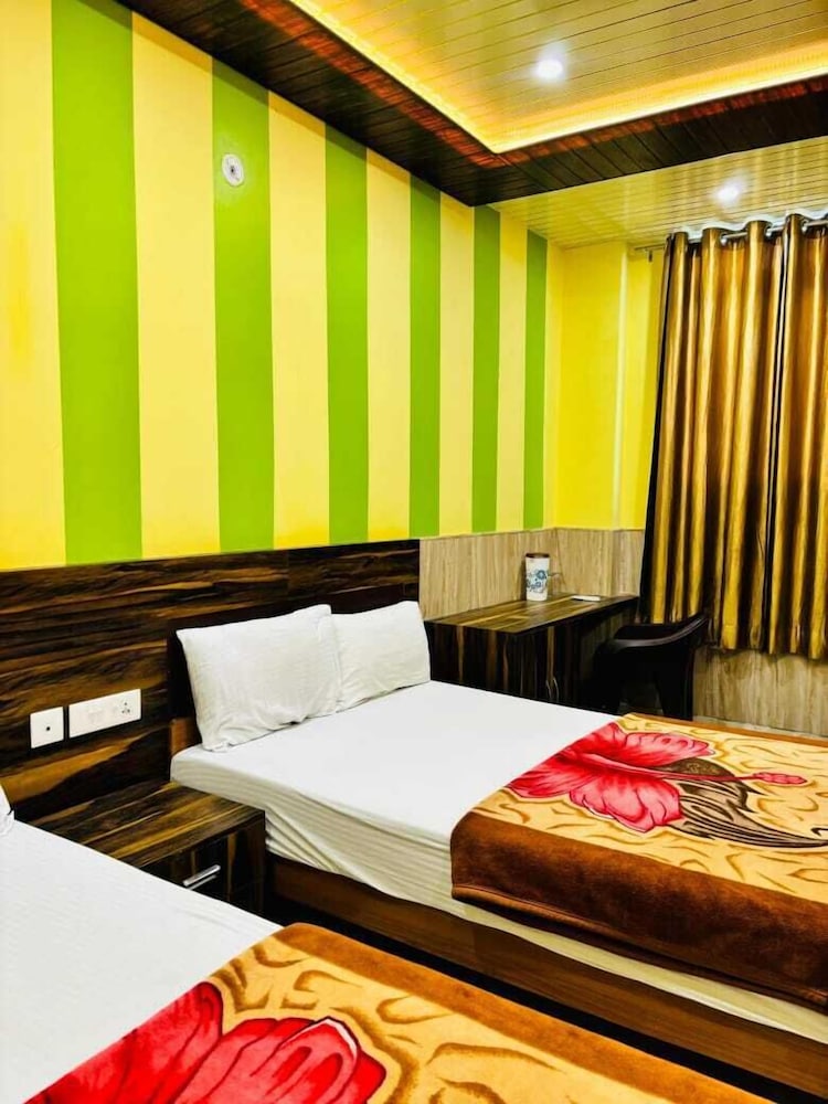 Deluxe 2 Double Bed Room