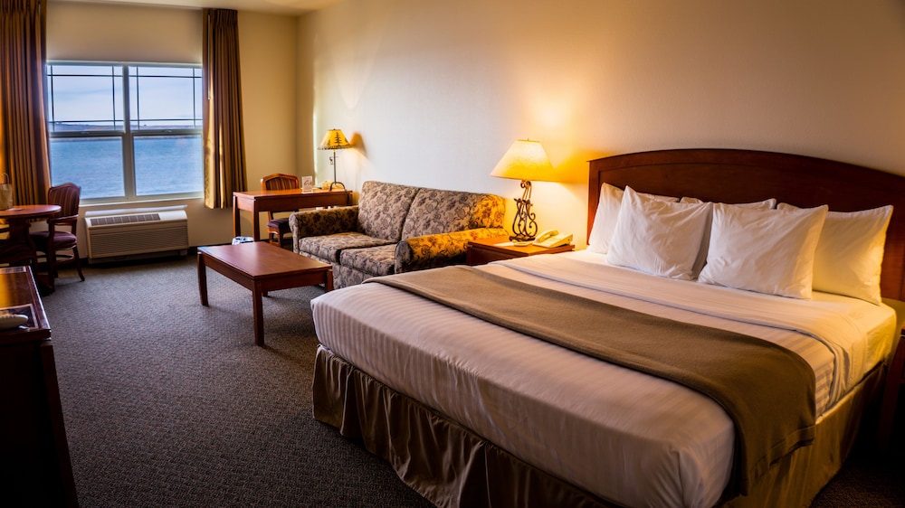 Standard Room, 1 King Bed - Photo 1