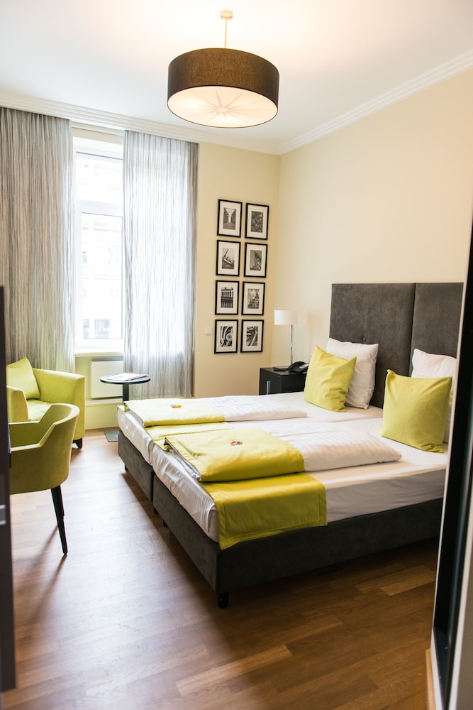 Superior Double or Twin Room - Photo 1