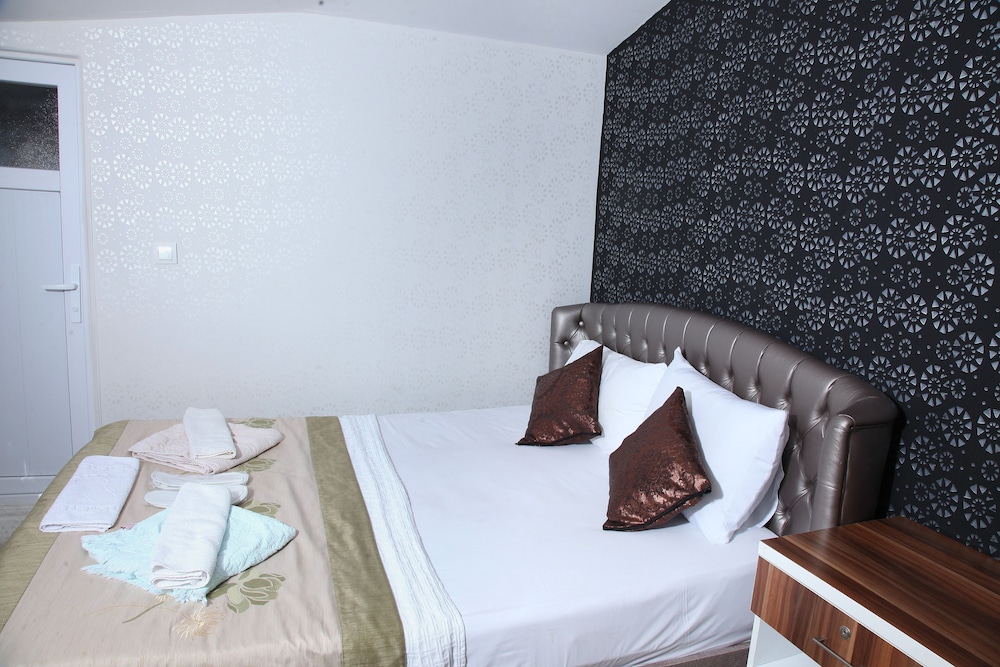 Standard Room photo 3