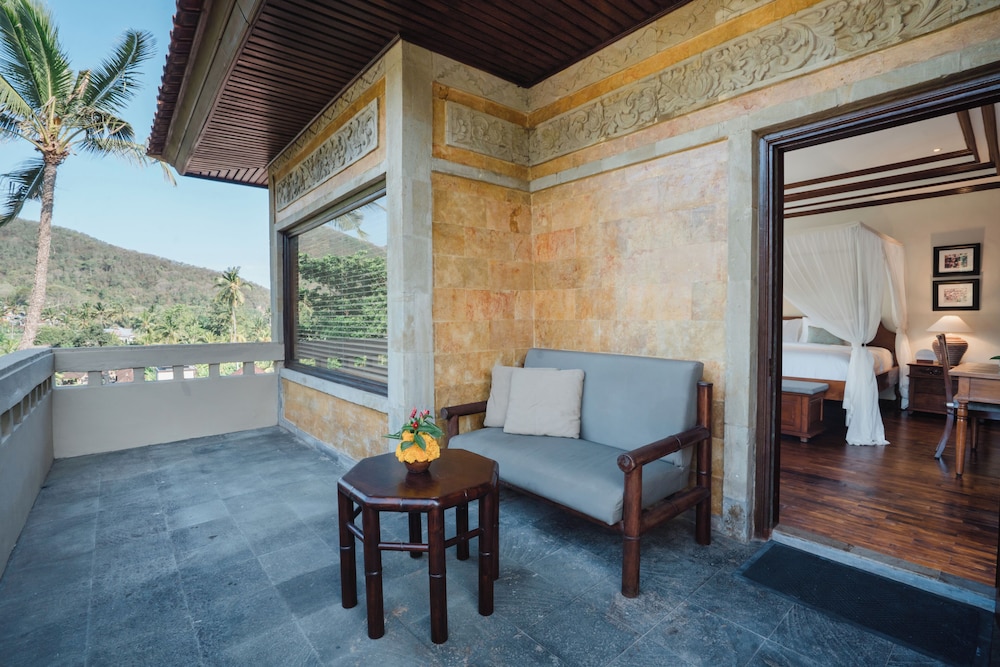 Premier Suite, Garden View photo 3