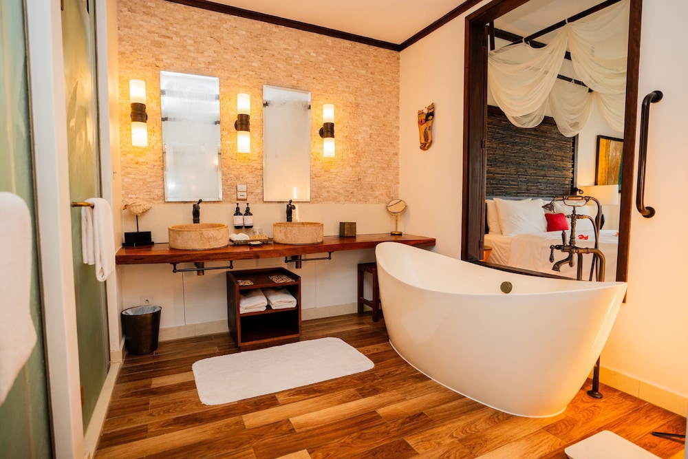 Junior Suite, 1 King Bed