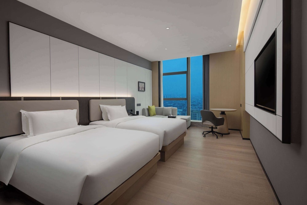 Premier Room, 2 Double Beds, Non Smoking, City View photo 1