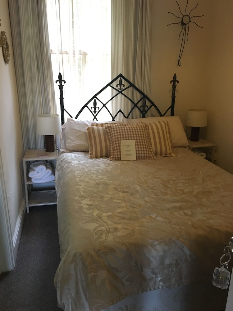 Standard Double Room, 1 Double Bed, Ensuite photo 1
