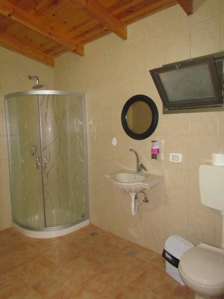 Quadruple Room photo 2