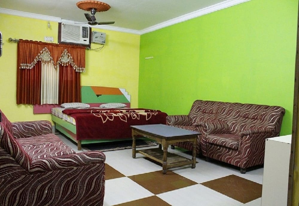 Suite, 1 King Bed photo 1