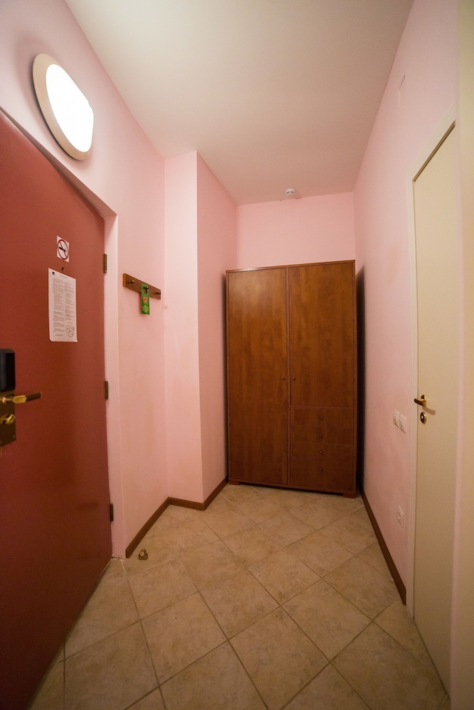 Standard Double or Twin Room photo 2