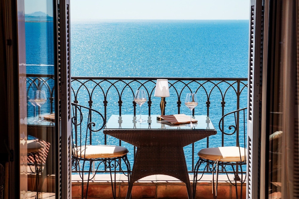 Chambre Deluxe pleine vue mer avec balcon