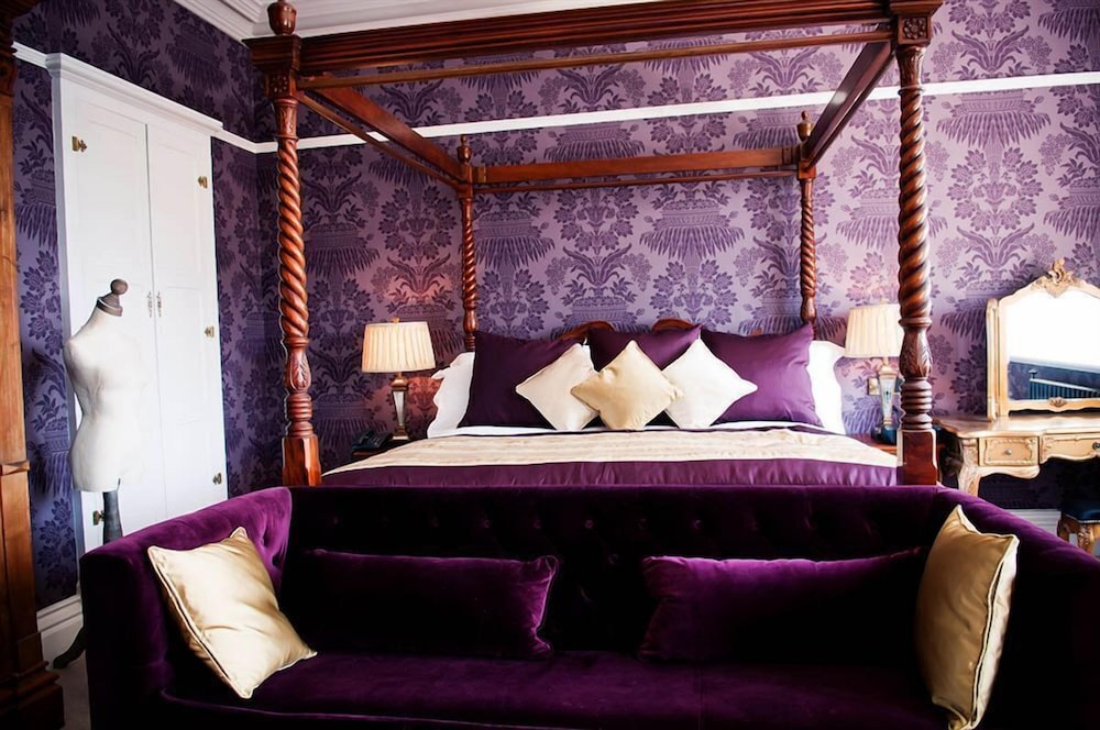 Chateau Superior Suite photo 2