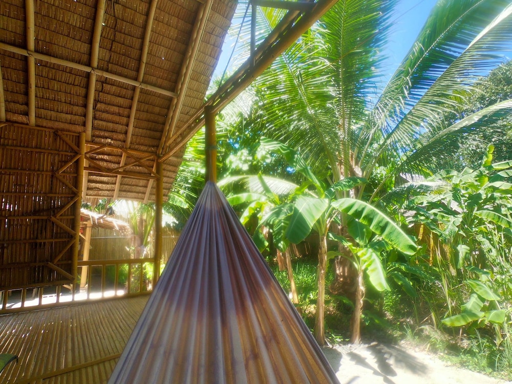 Triple Bungalow photo 3