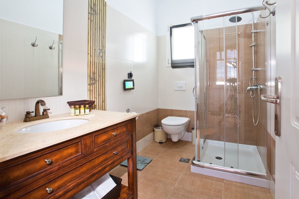 Senior Suite, Sea View photo 3