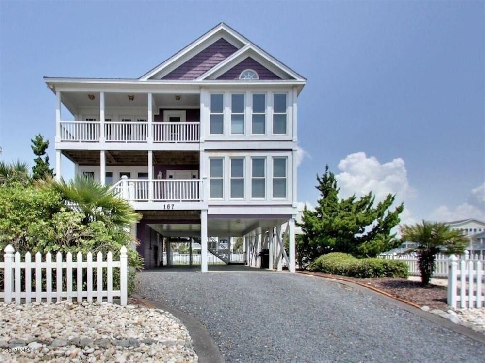House, 4 Bedrooms photo 2