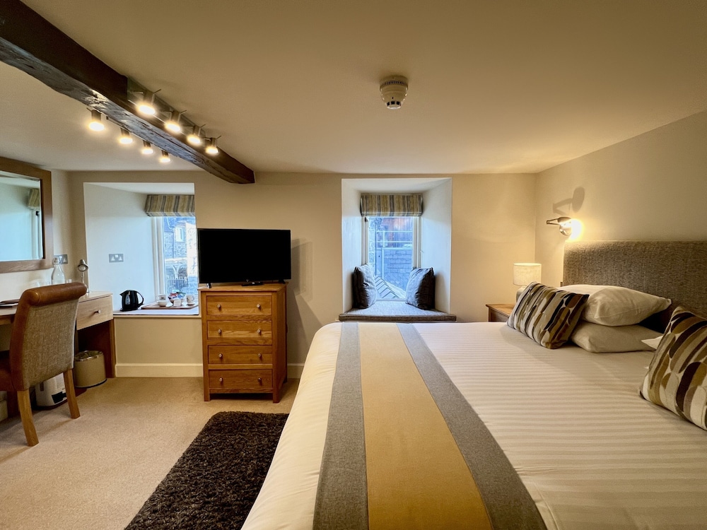 Standard Double or Twin Room, Ensuite (Room 1 Conwy)