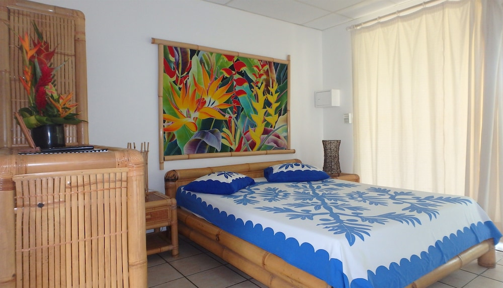 Famille-Moorea-Standard-Salle d'eau-Vue sur Jardin