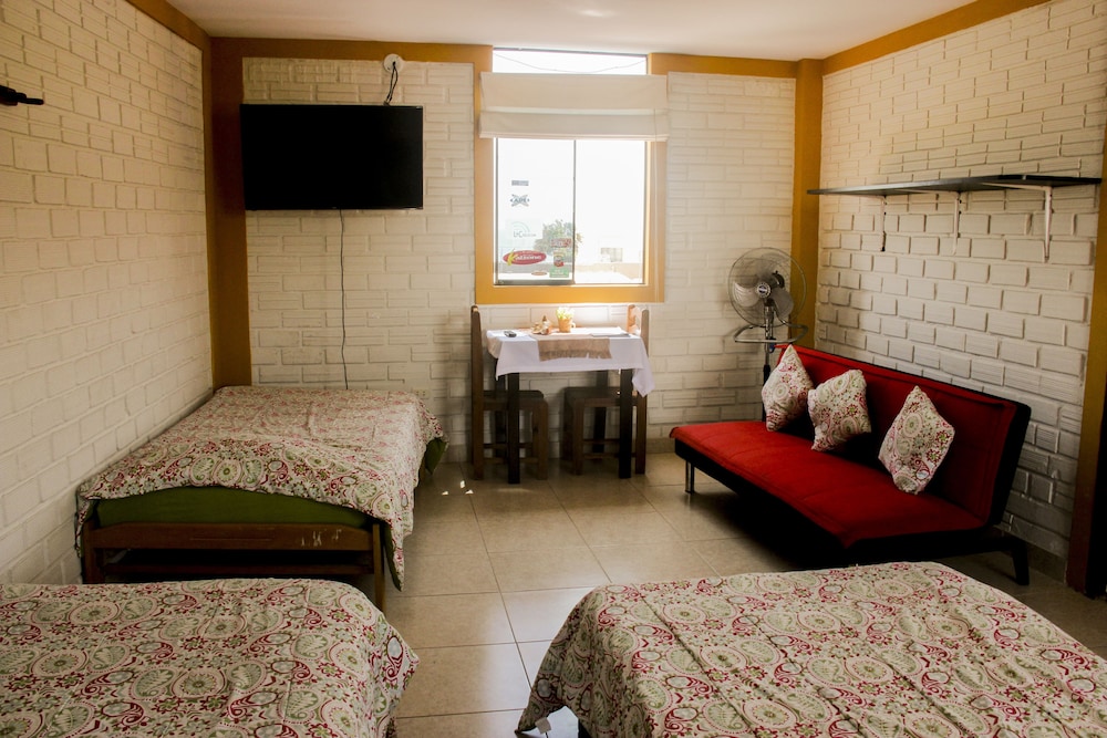 Classic Triple Room, 3 Twin Beds, Private Bathroom