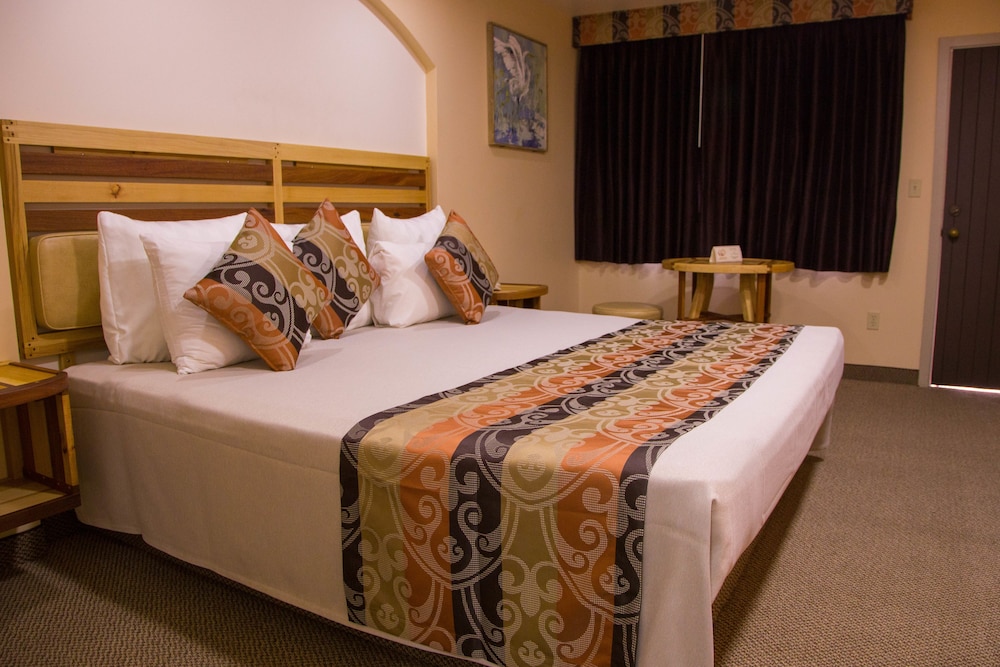 Deluxe Villa, 1 King Bed - Photo 11