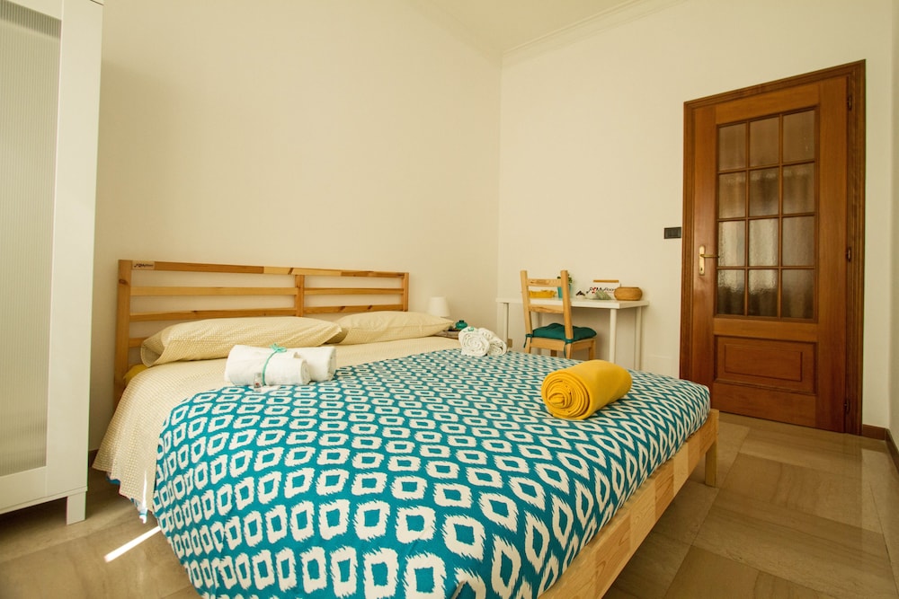 Standard Double Room, Shared Bathroom