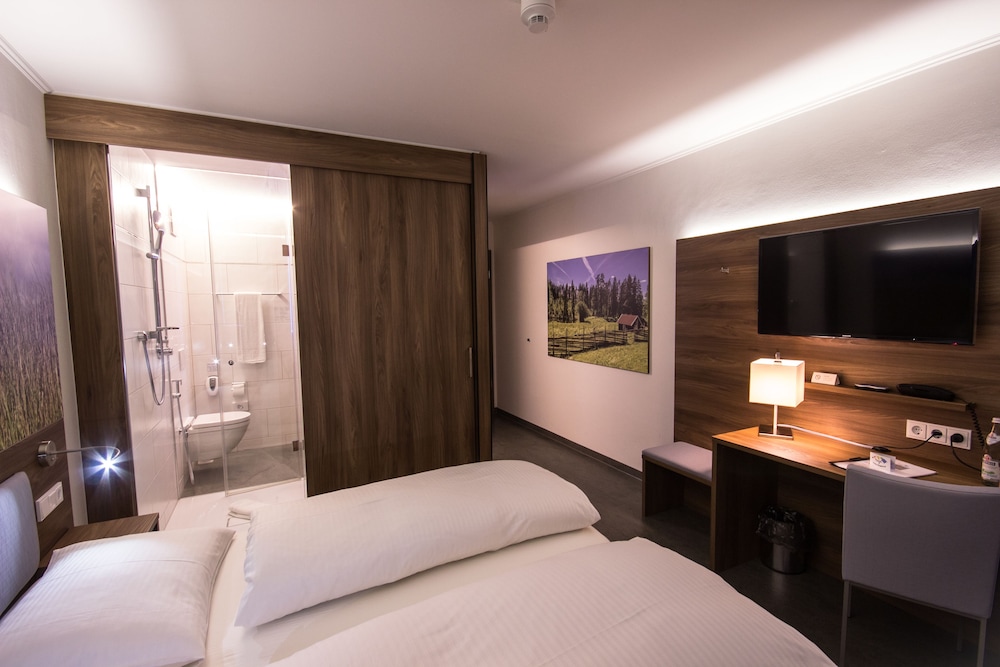 Deluxe Double or Twin Room - Photo 1