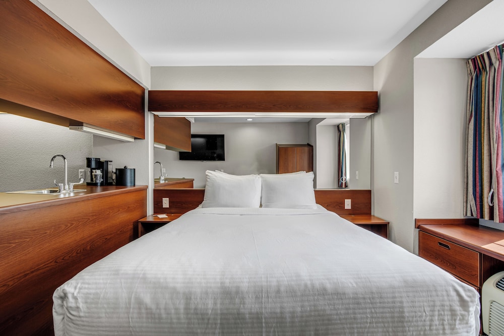 Standard Studio Suite - Photo 3