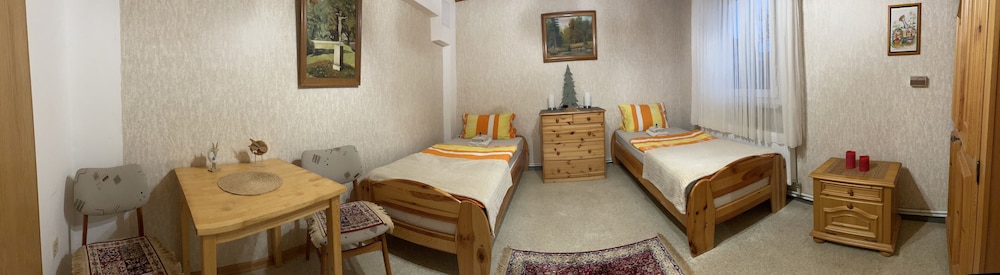Basic Room photo 2