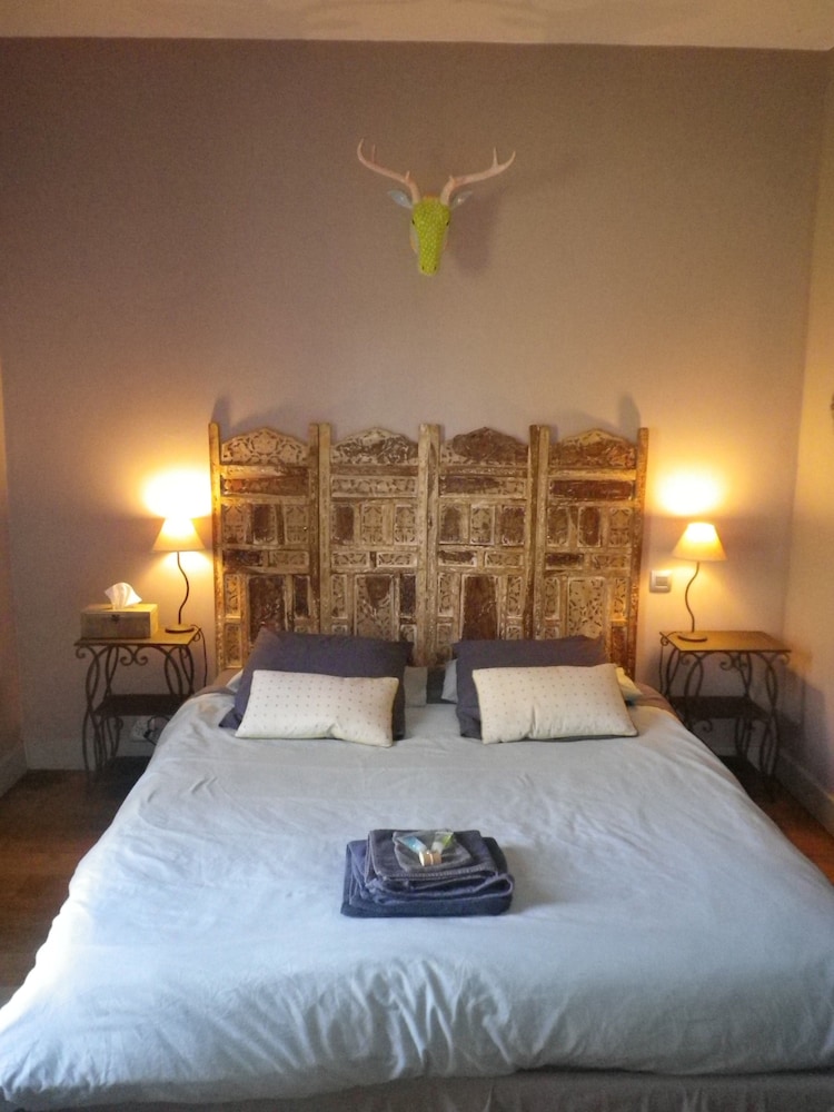 Double Room, 1 Queen Bed, Garden View (La Biche) photo 1