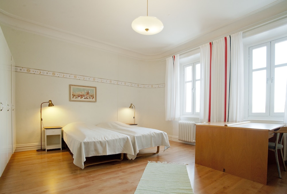 Twin Room, Shared Bathroom (Slottet no pets allowed)