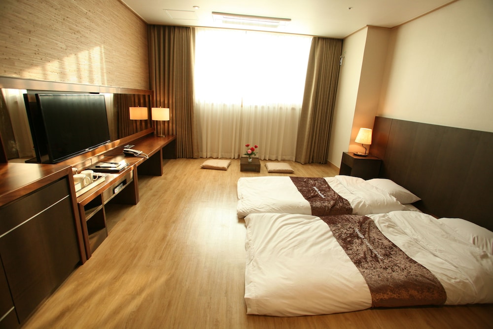 Standard Room (Ondol : Floor Bed) photo 3