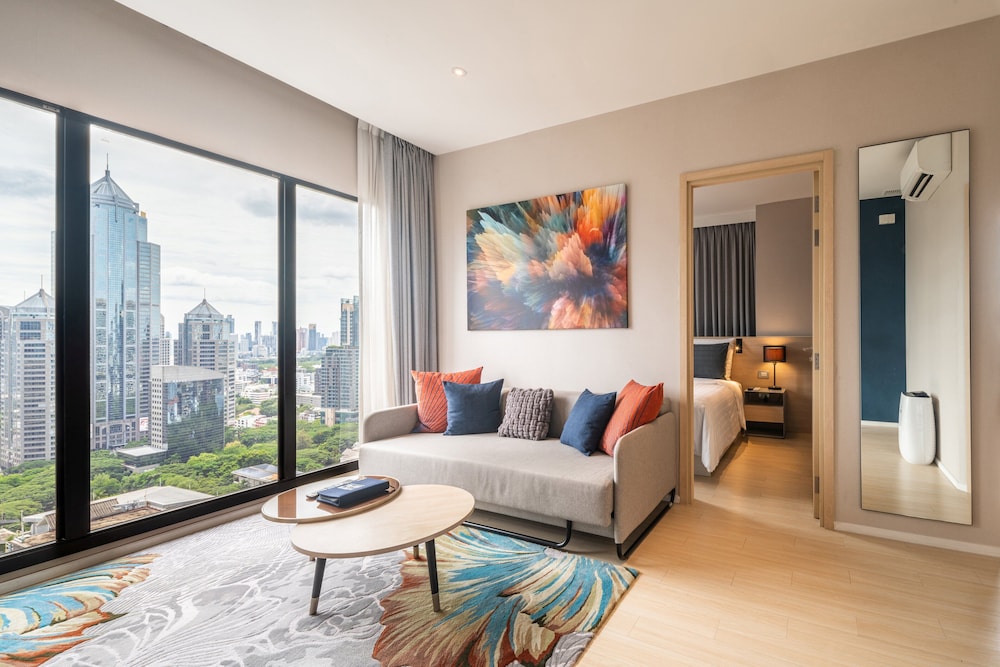 Suite, 1 Bedroom (Sky) thumbnail 6