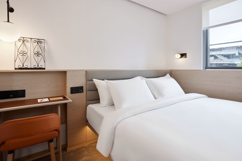Room, 1 King Bed (Cosy)