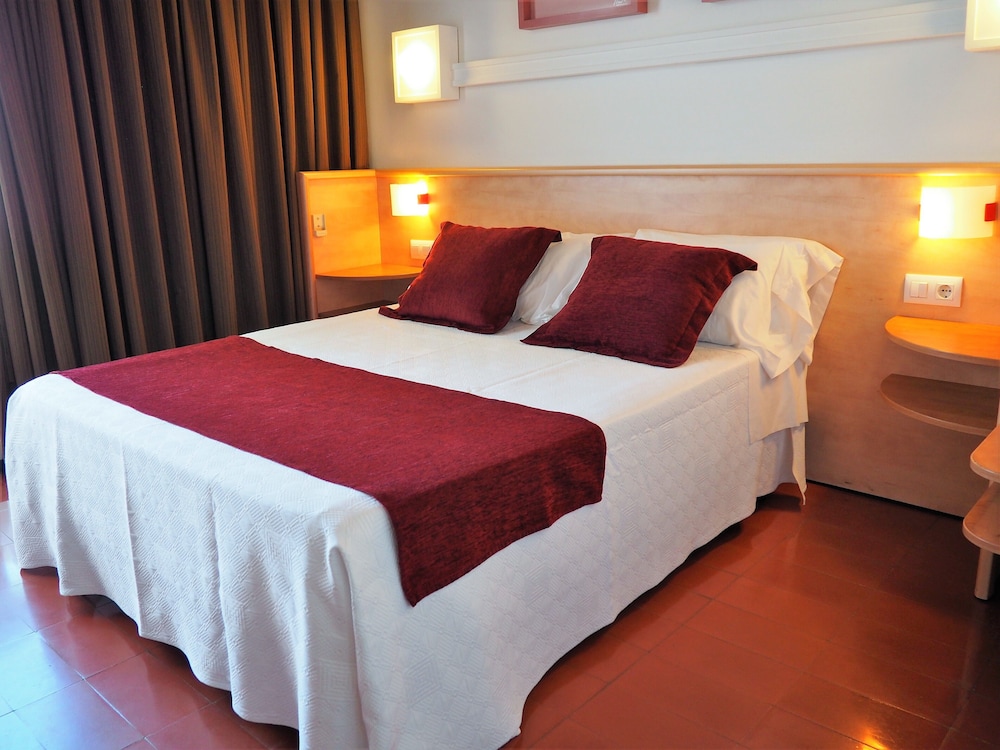 Standard Double Room, Balcony photo 2
