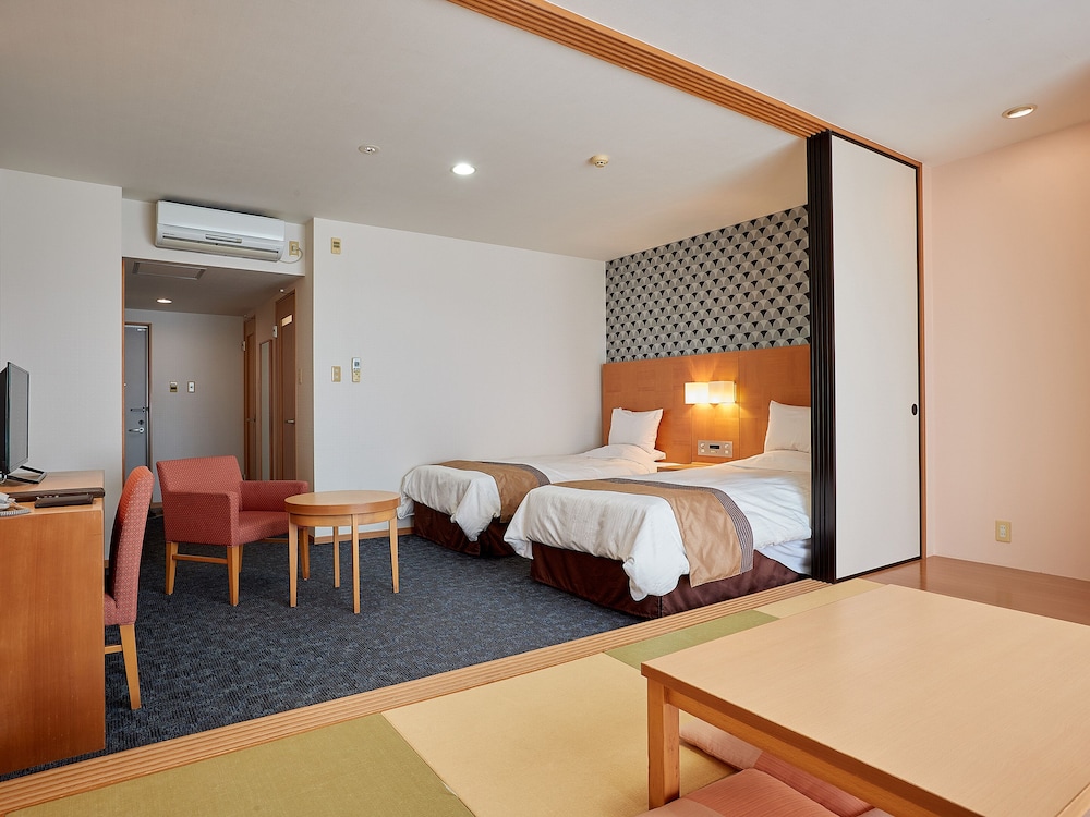 Japanese Western Room [1F-3F] (42 m2), Non Smoking photo 3