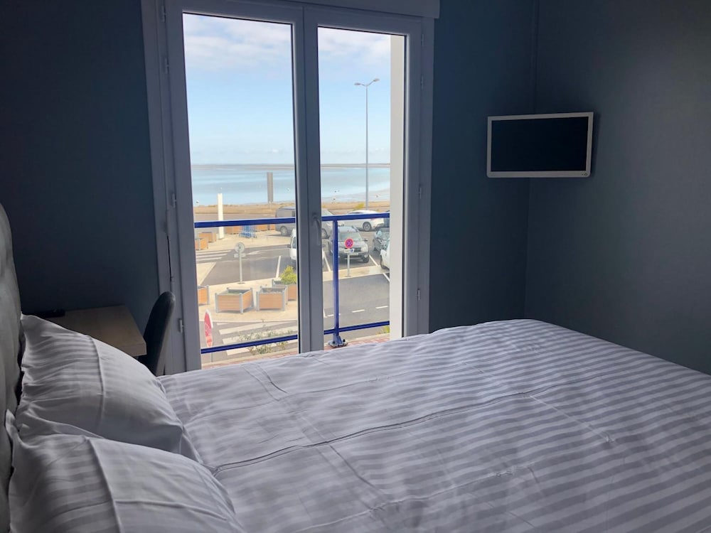 Standard Double Room, 1 Queen Bed, Sea View photo 1