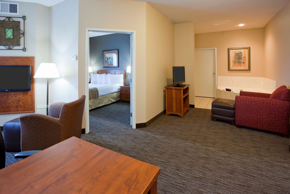Room, 1 Queen Bed, Jetted Tub (Whirlpool)
