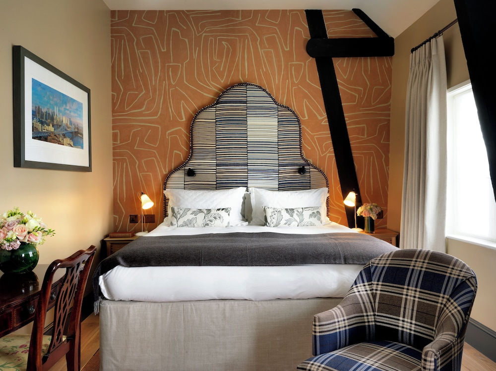 Room (Carriage House)
